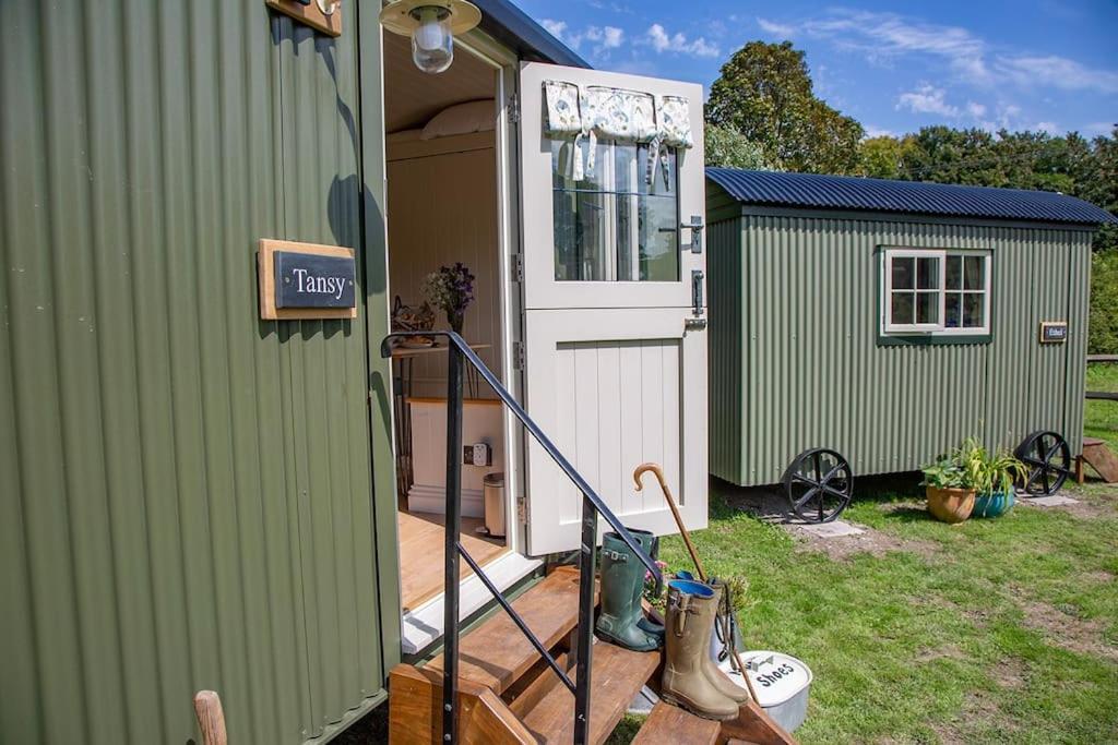 Shepherds Huts Tansy & Ethel In Rural Sussex Arundel Zewnętrze zdjęcie