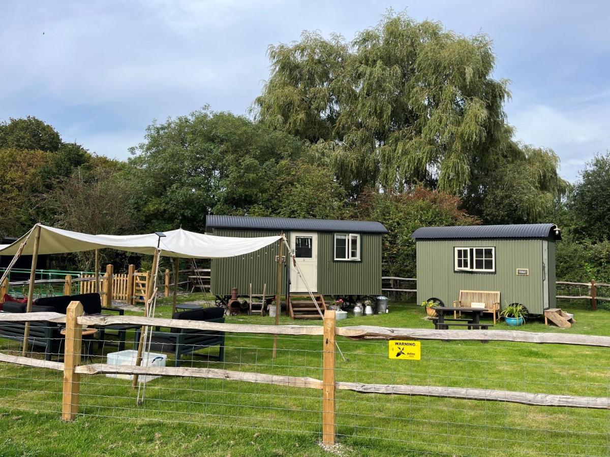 Shepherds Huts Tansy & Ethel In Rural Sussex Arundel Zewnętrze zdjęcie